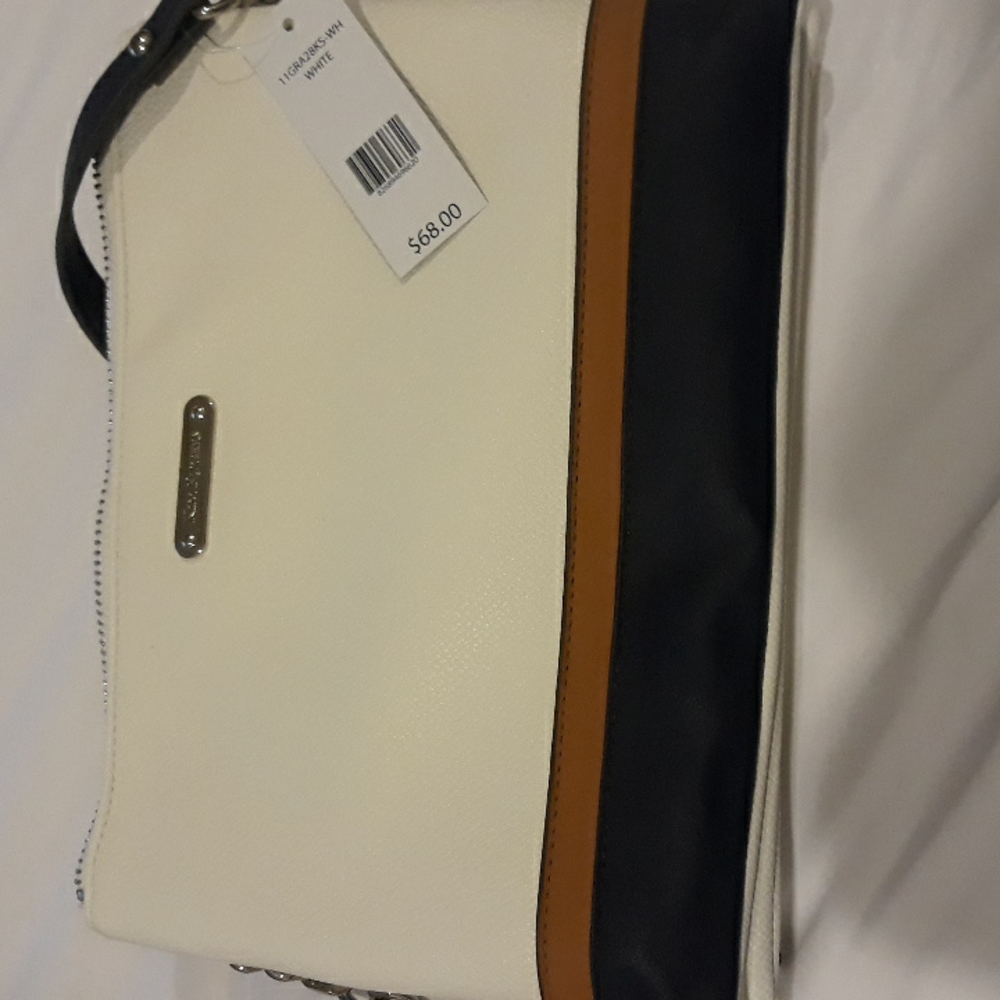 Purse with two zipper compartments.